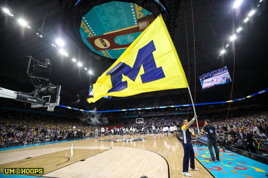 Scholarships | Um Hoops-Rut Season 2021 In Michi