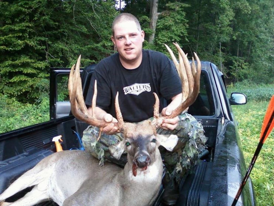 Deer Hunting In North Carolina-Virginia Whitetail Rut 2021