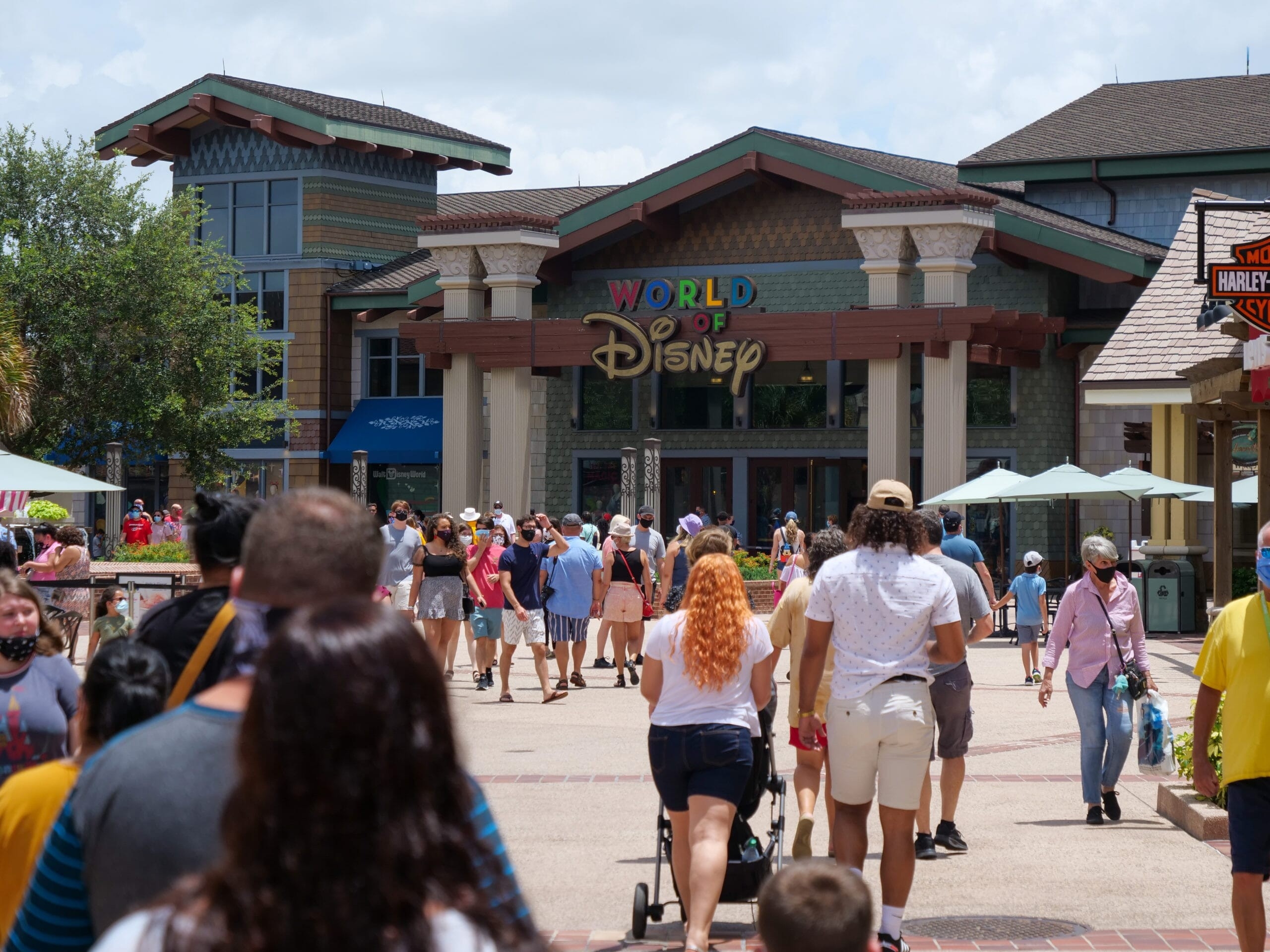 Disney Springs Currently At Capacity Due To Labor Day-Labor Day 2021 Wdw Crowds