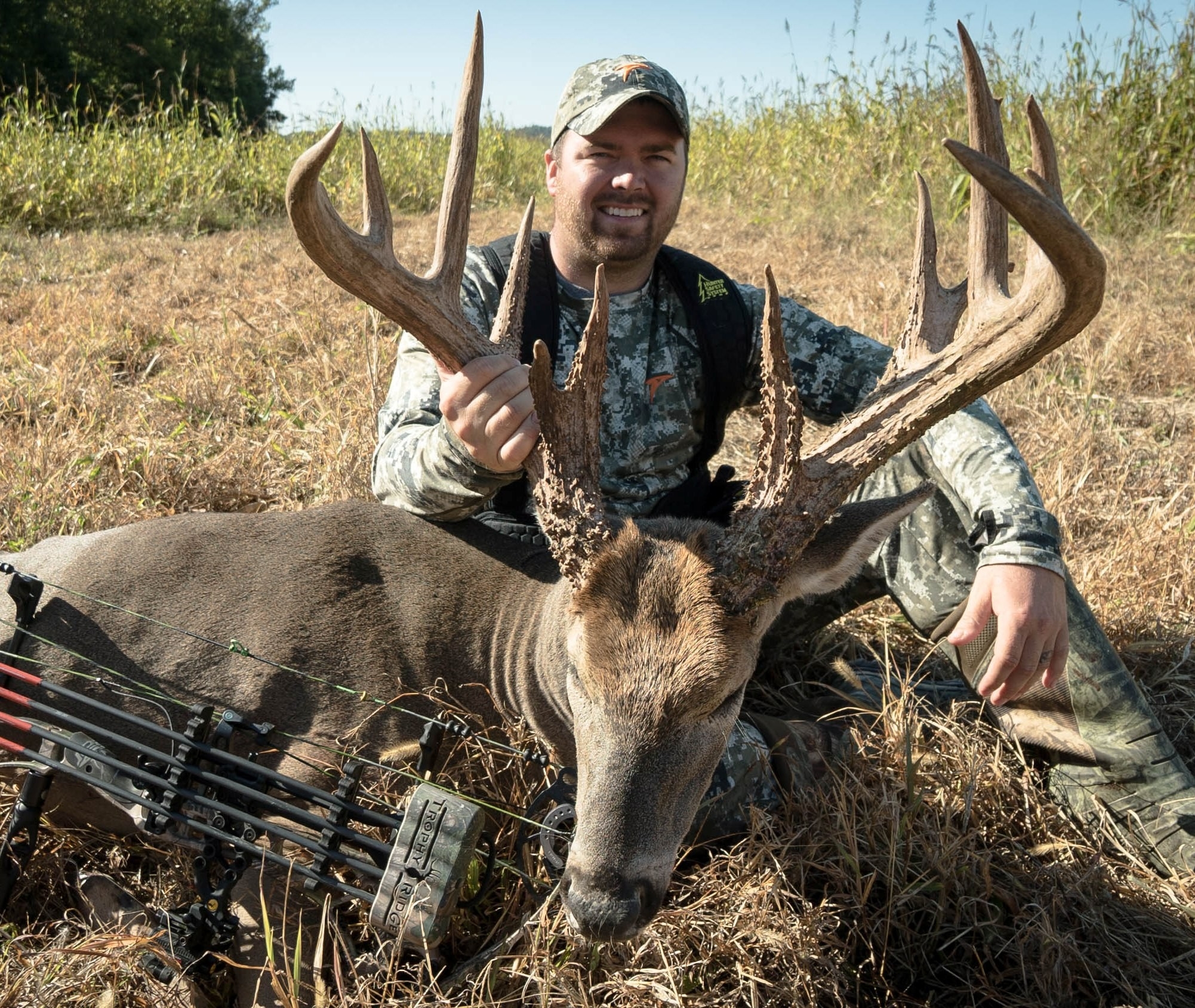 Kentucky Bowhunter Kills Giant Buck That Had Vanished 2-Kentucky Deer Rut Season