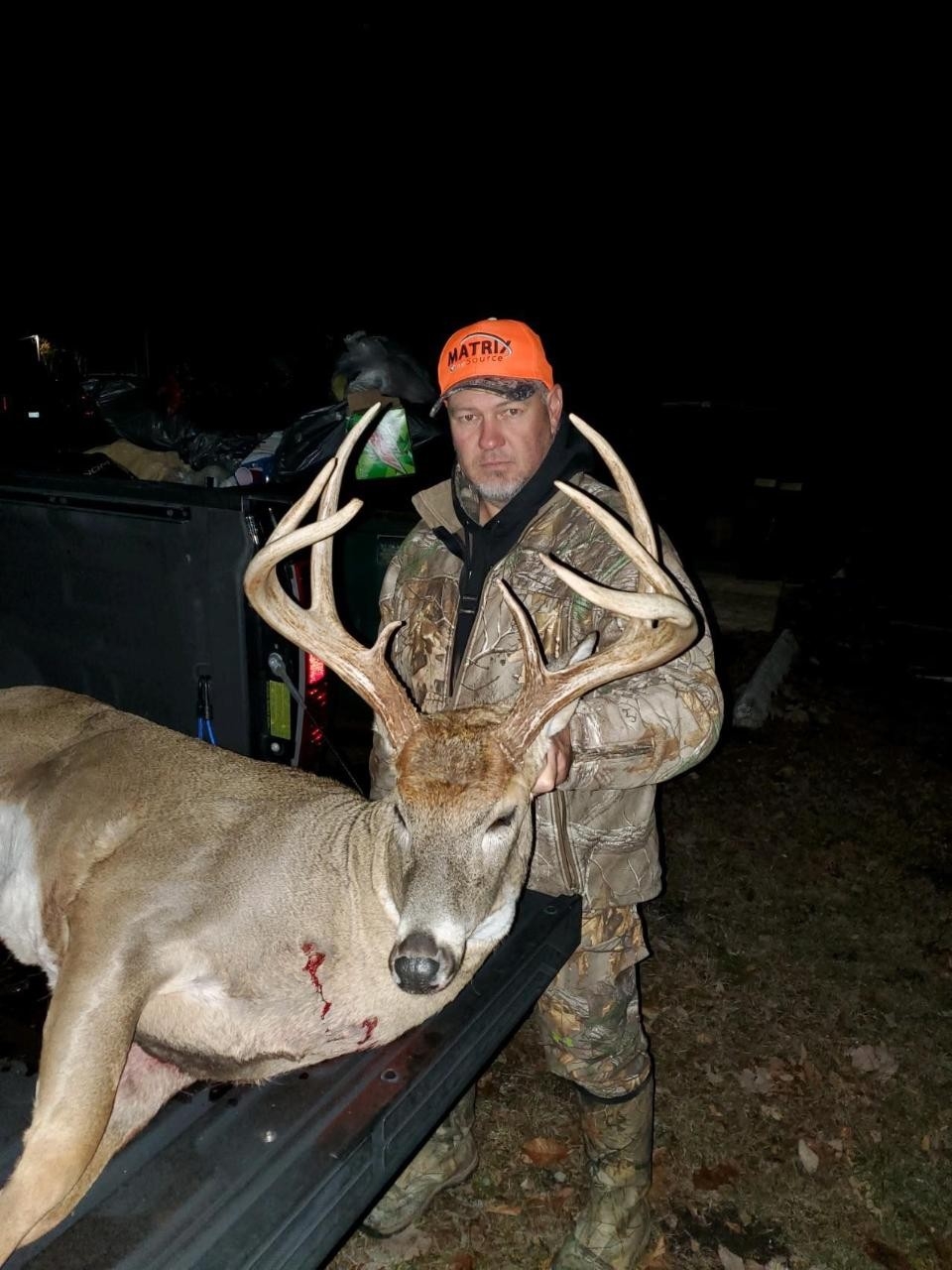 South Camp Kentucky 2 Day 3 Night Rut Bow Hunt - Whitetail-Kentucky Deer Rut Season