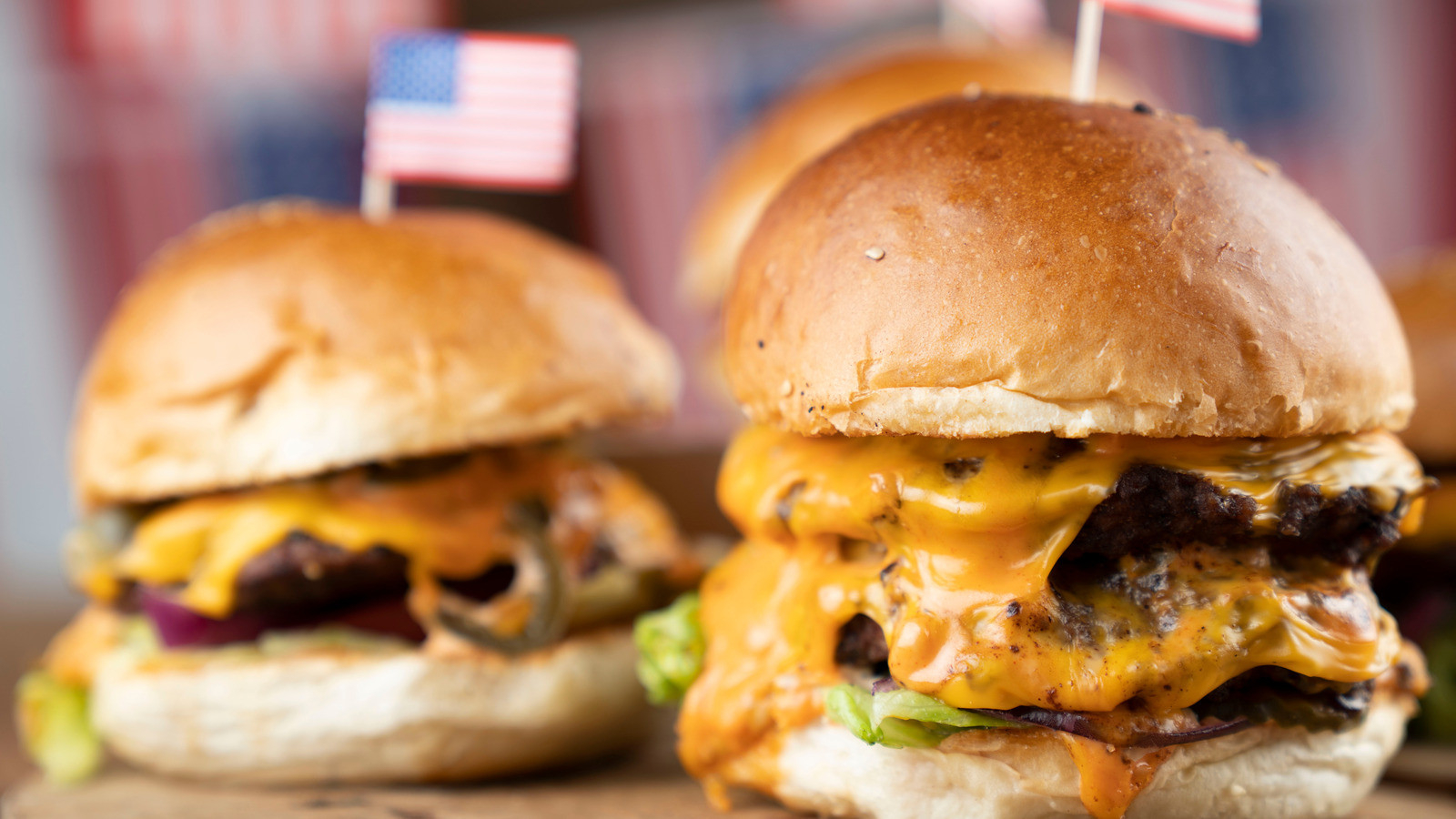 National Burger Day 2021: Where To Get The Best Food-National Food Holidays 2021