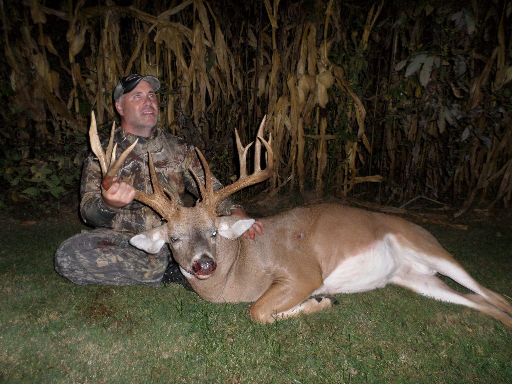 Kentucky Hunter Tags Giant Ohio Buck | Deer Hunting-Ohio 2021 Deer Rut