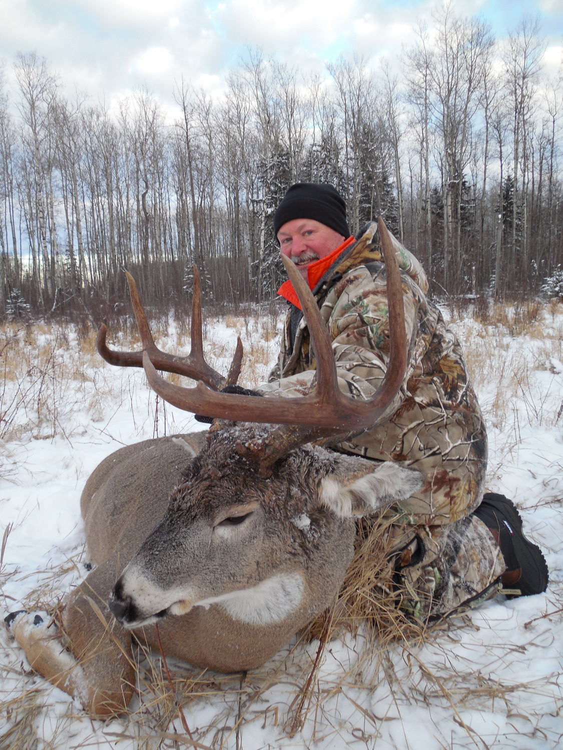 Whitetail Hunts: Guided Hunts Alberta, Canada-Area 1 In Louisiana Deer Rut