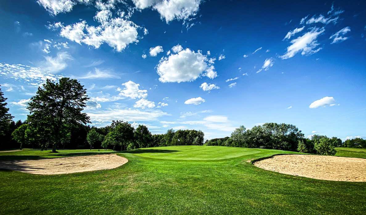 Pro Golf Tour In Der Golfanlage Holledau - Golfregional-School Calendar 2021 To 2022 Mauritius
